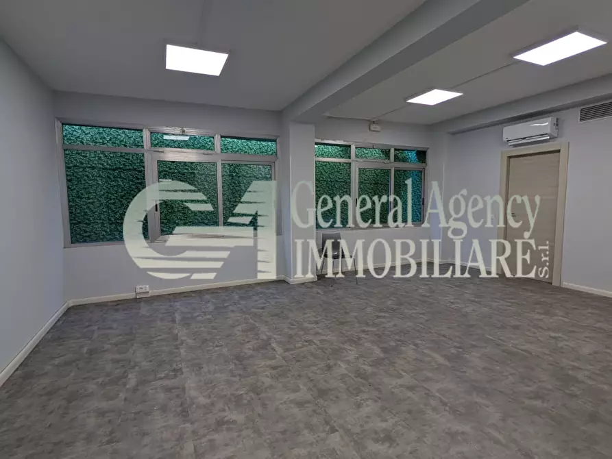 Immagine 44 di Ufficio in vendita  in Via Giuseppe Failla a Roma