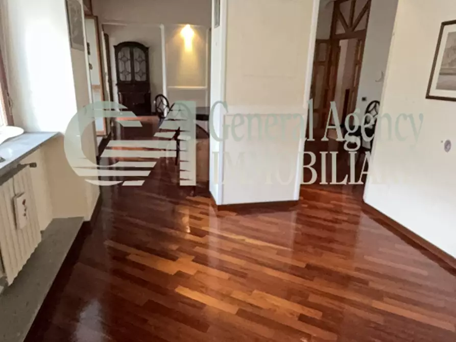 Immagine 3 di Appartamento in vendita  in VIA PAOLO BARISON 14 a Roma