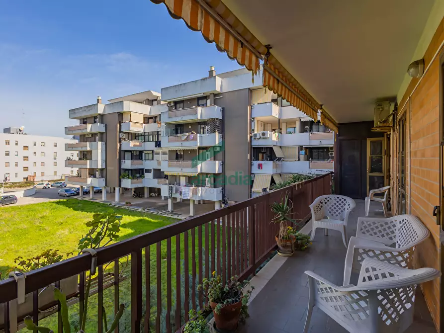 Immagine 30 di Quadrilocale in vendita  in Via Rosario Livatino 9 a Bari