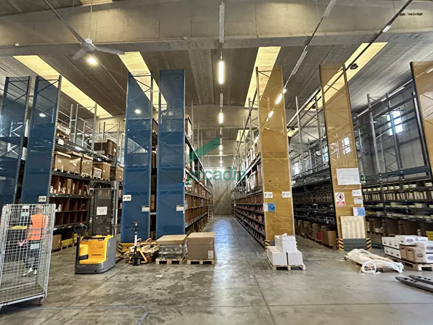 Immagine 6 di Attività artigianale in vendita  in Strada Provinciale Palese-modugno 12 a Modugno