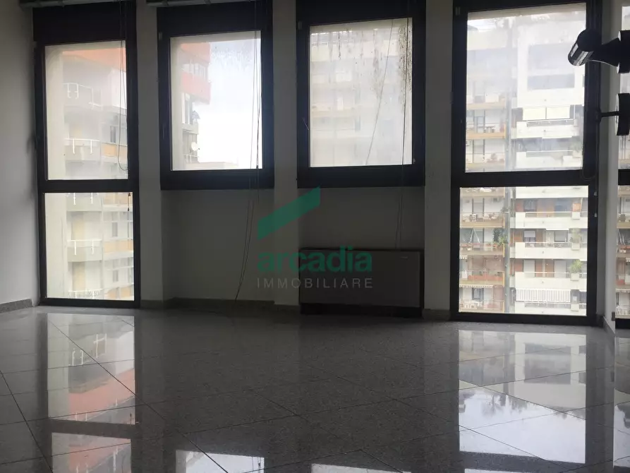 Immagine 4 di Ufficio in affitto  in Via Giovanni Amendola 164D a Bari