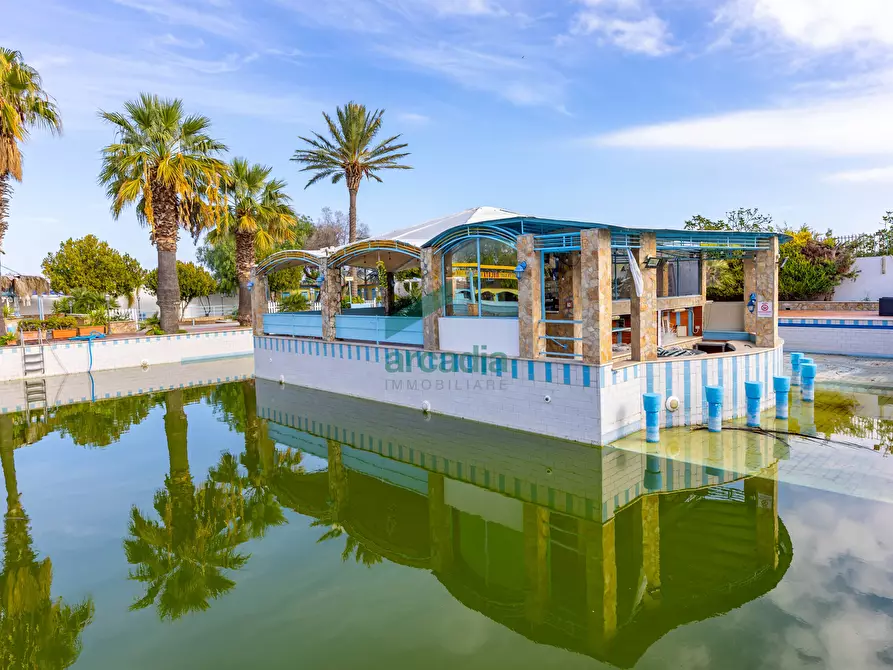 Immagine 34 di Locale commerciale in vendita  in Strada la Grava 16 a Bari