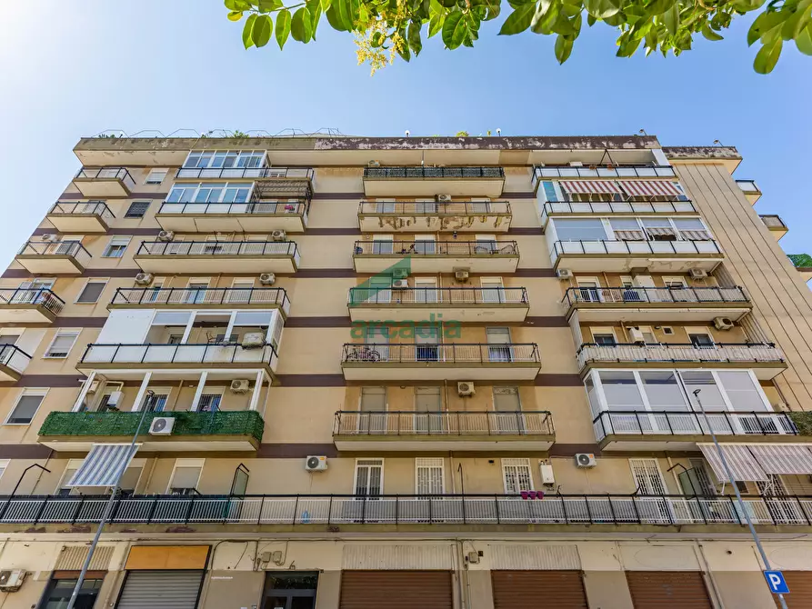 Immagine 2 di Quadrilocale in vendita  in Via Pordenone 12 a Bari