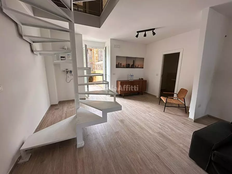 Immagine 28 di Trilocale in affitto  in Via delle Ferriere 20 a Caserta