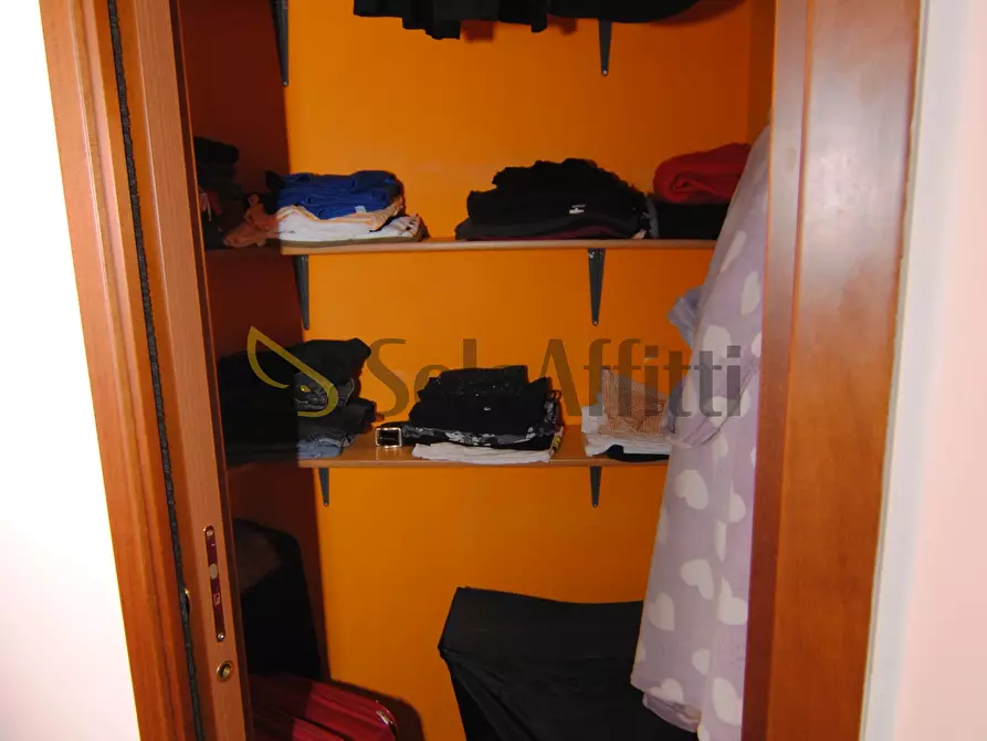 Immagine 10 di Bilocale in affitto  a Livorno