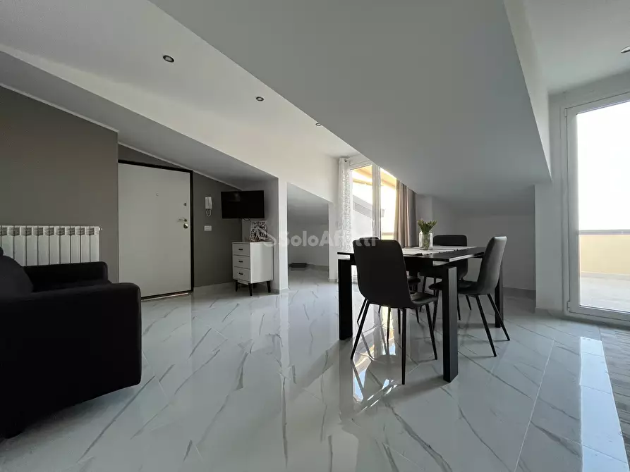 Immagine 8 di Attico in affitto  a Catanzaro