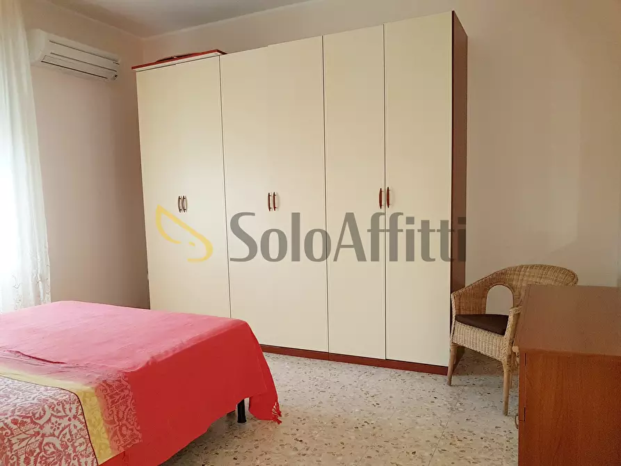 Immagine 7 di Stanza singola in affitto  a Catanzaro