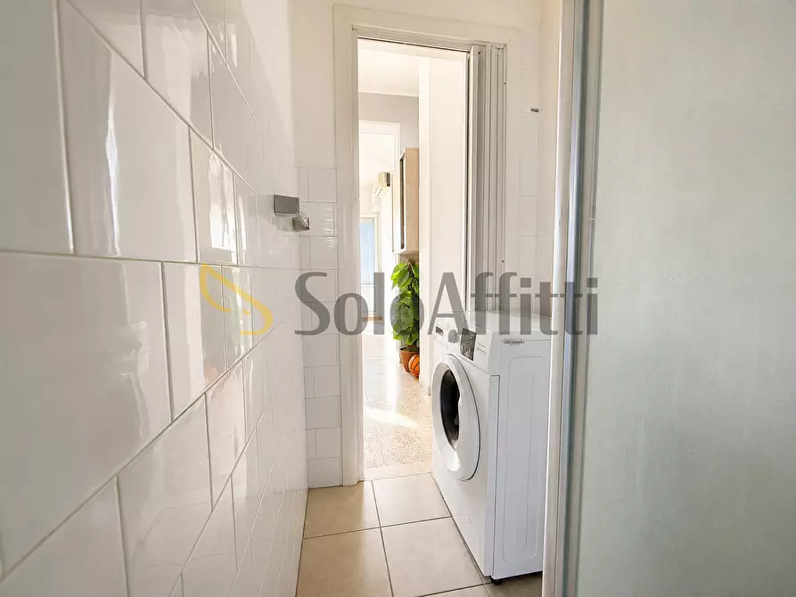 Immagine 9 di Stanza singola in affitto  a Catanzaro