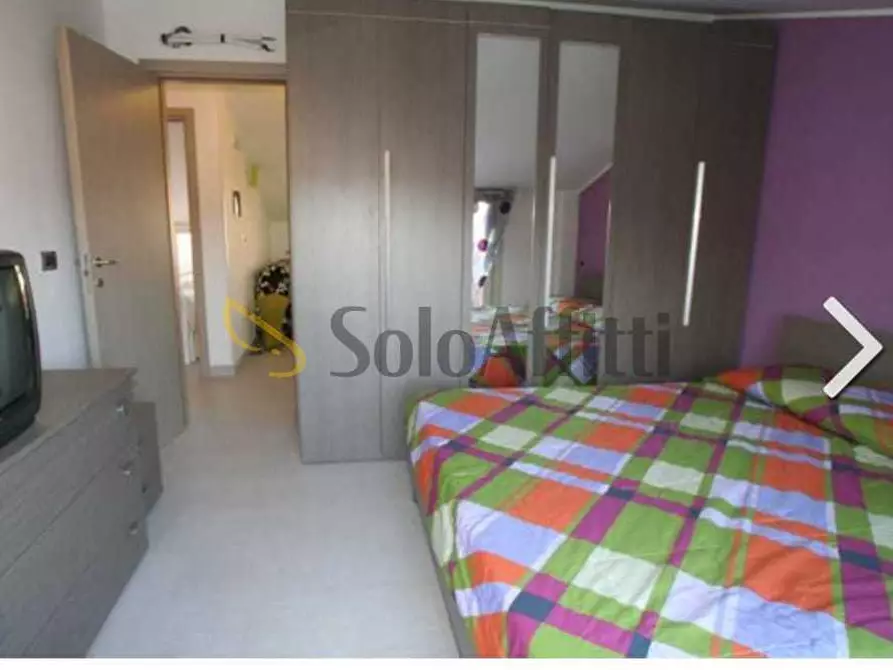 Immagine 14 di Trilocale in affitto  in Via Vittorio Emanuele 167 a Giardini-Naxos