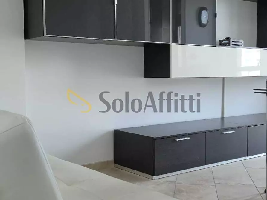 Immagine 8 di Bilocale in affitto  in Largo Bardonecchia 180 a Torino