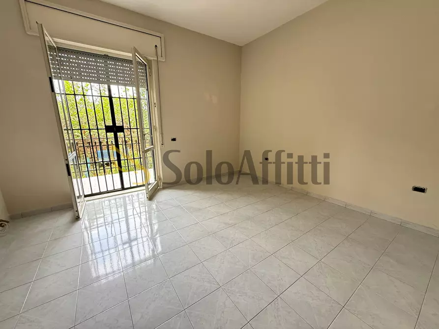 Immagine 31 di Pentalocale in affitto  in Via Assunta 46 a Caserta