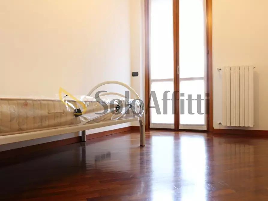 Immagine 10 di Trilocale in affitto  in Via Montello 7 a Bovisio-Masciago