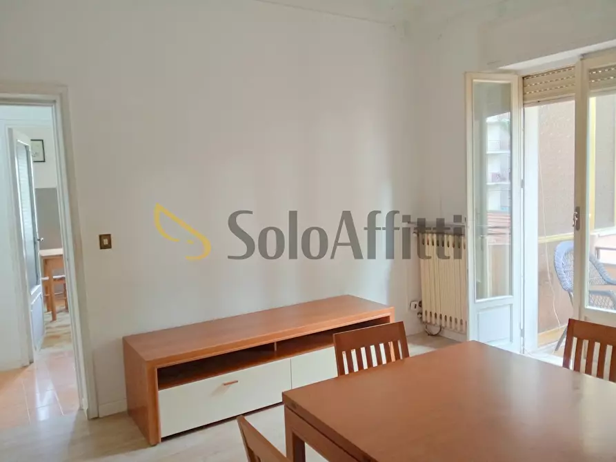 Immagine 9 di Trilocale in affitto  a Falconara Marittima