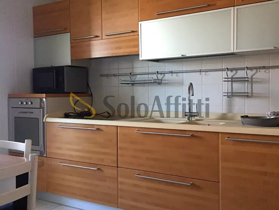 Immagine 9 di Trilocale in affitto  a Cagliari