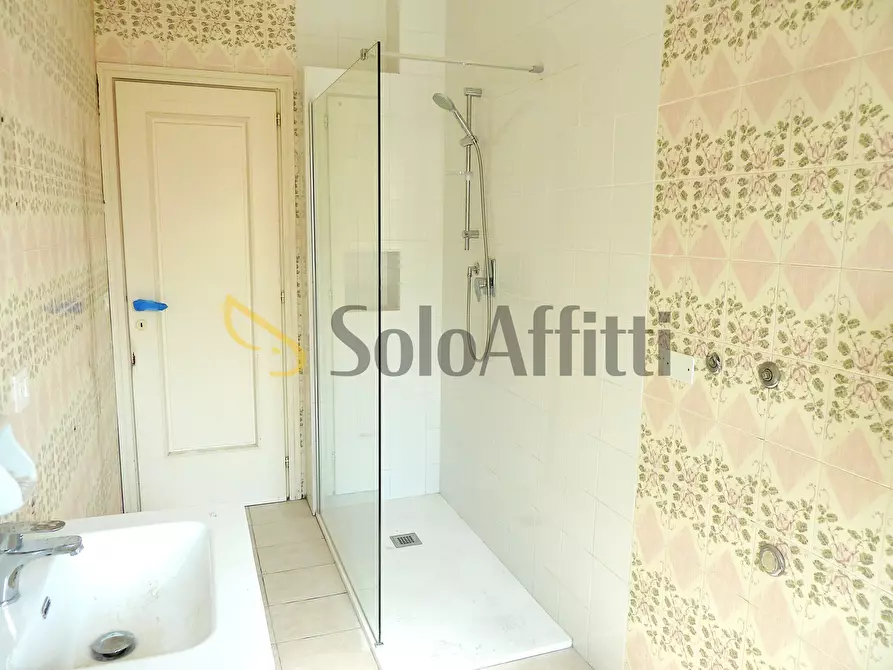 Immagine 17 di Quadrilocale in affitto  in Via Val del Ponte 26 a San Remo