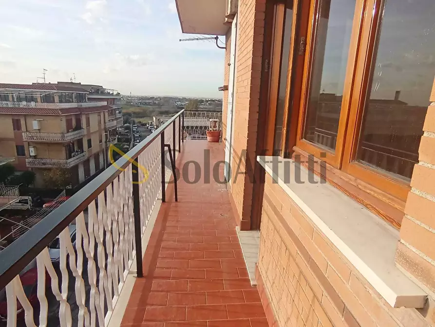 Immagine 8 di Quadrilocale in affitto  in Via Melpomene 44 a Roma