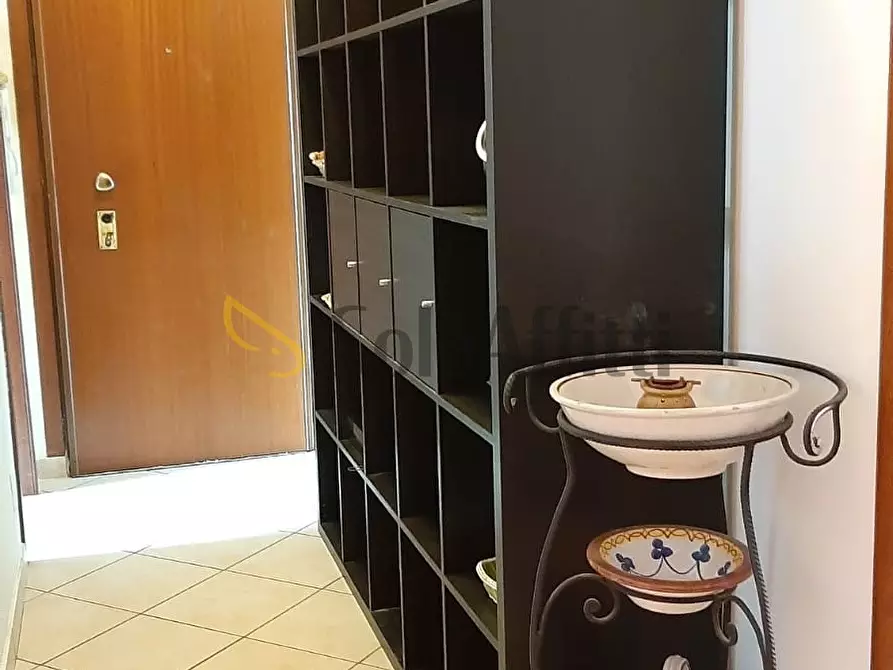 Immagine 4 di Bilocale in affitto  in Via Oreste Terenghi a Cinisello Balsamo