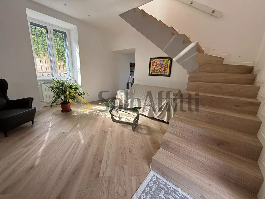 Immagine 11 di Villa in affitto  in Via Ten. Politano 4 a Caserta
