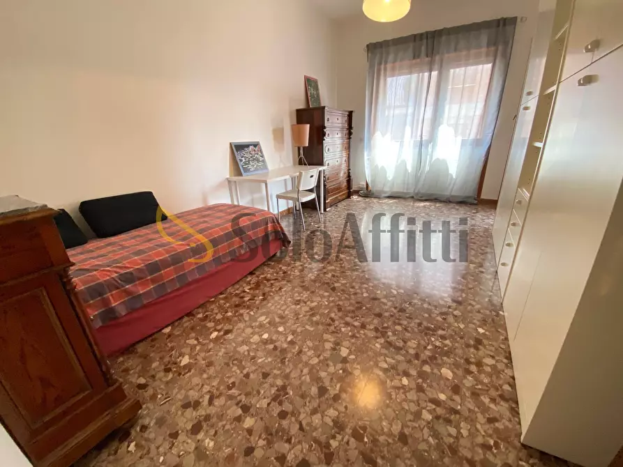 Immagine 13 di Stanza singola in affitto  in Via Ferrarecce 57 a Caserta