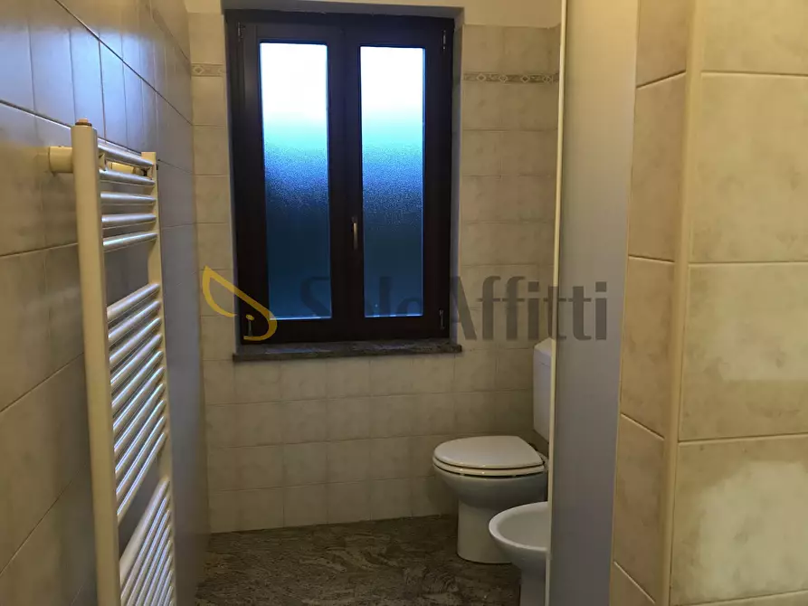 Immagine 10 di Bilocale in affitto  in Via Fornaci 45 a Settimo Torinese