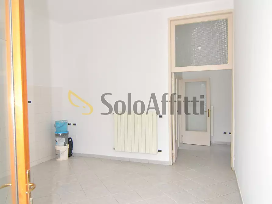 Immagine 3 di Trilocale in affitto  a Rosignano Marittimo