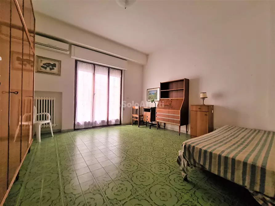 Immagine 6 di Stanza singola in affitto  a Catanzaro