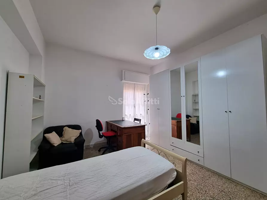 Immagine 7 di Stanza singola in affitto  a Catanzaro