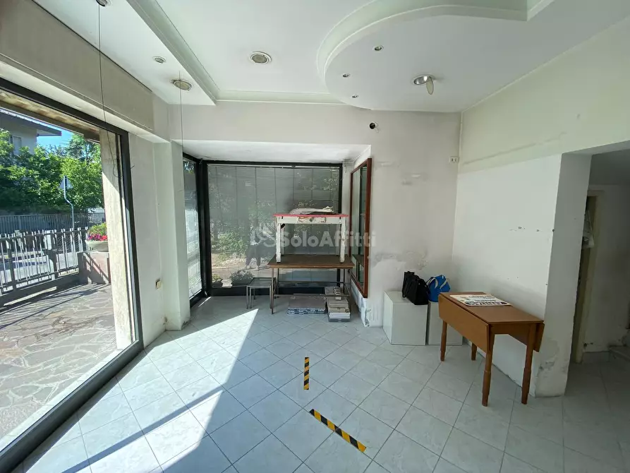 Immagine 3 di Magazzino in affitto  in Via Antonio Guadagnoli 19 a Rimini