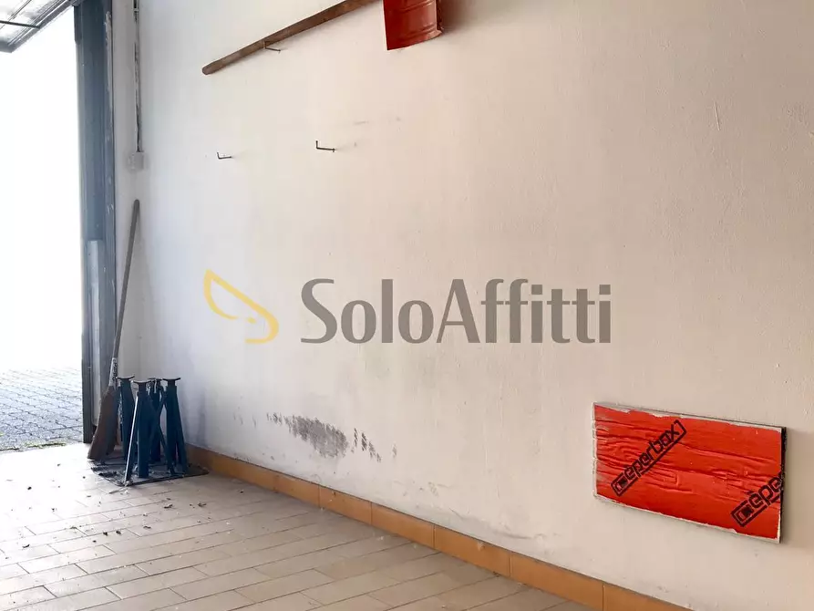 Immagine 14 di Garage in affitto  in Via Borgomanero a Torino