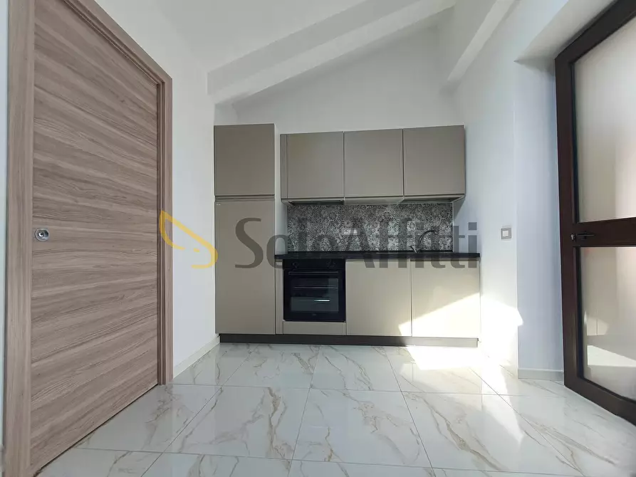 Immagine 11 di Mansarda in affitto  in Corso Giuseppe Mazzini 213 a Catanzaro