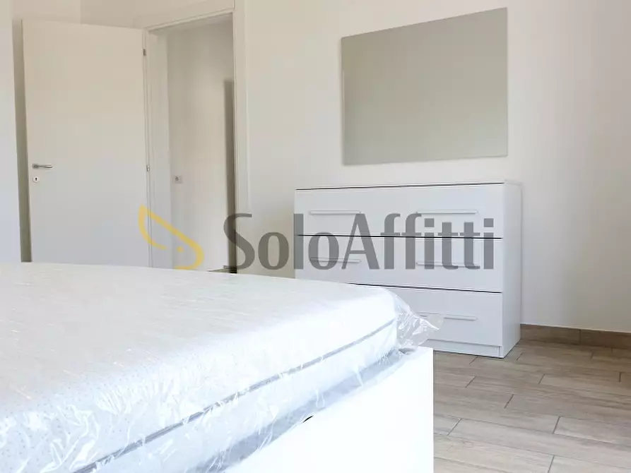 Immagine 16 di Bilocale in affitto  in via gradisca 6 a Limbiate