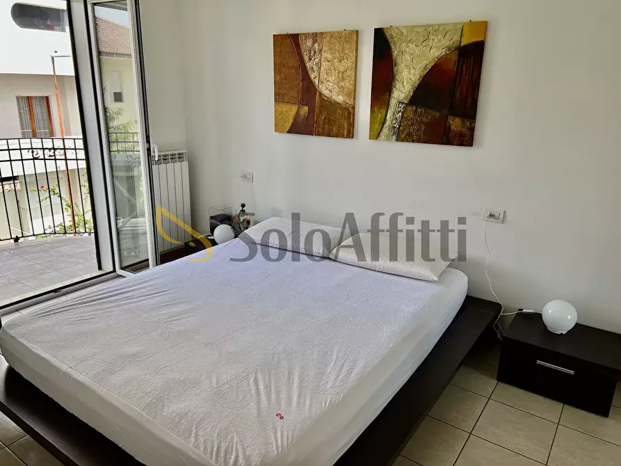 Immagine 13 di Bilocale in affitto  in Via Petrarca 24 a Tortoreto