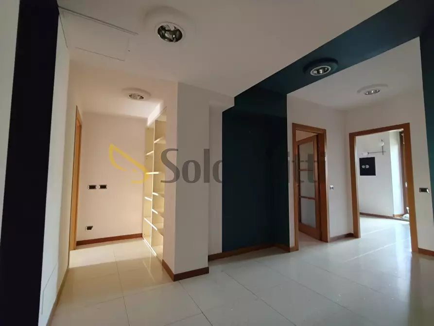 Immagine 3 di Ufficio in affitto  a Gallarate