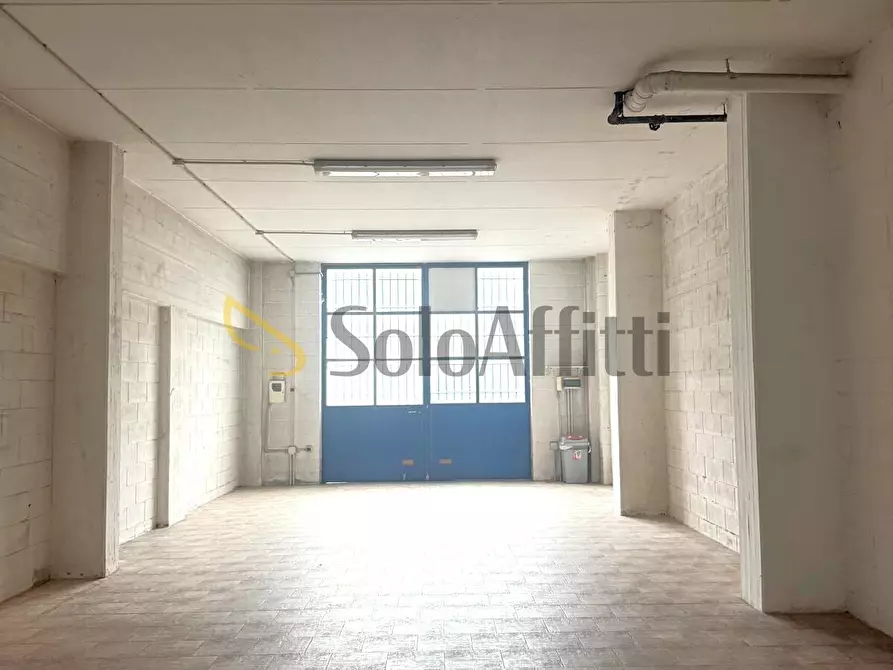 Immagine 4 di Capannone industriale in affitto  in via Bolivia 42 a Paderno Dugnano