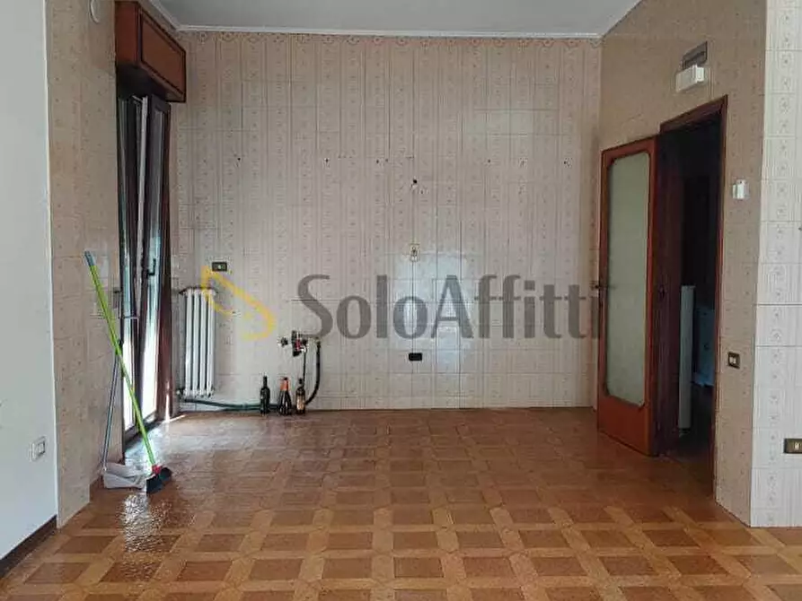 Immagine 12 di Appartamento in affitto  in Via Apollo XI 27 a Eboli