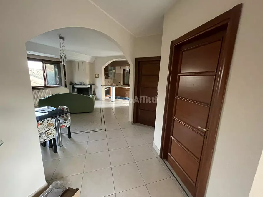 Immagine 10 di Trilocale in affitto  a Frosinone