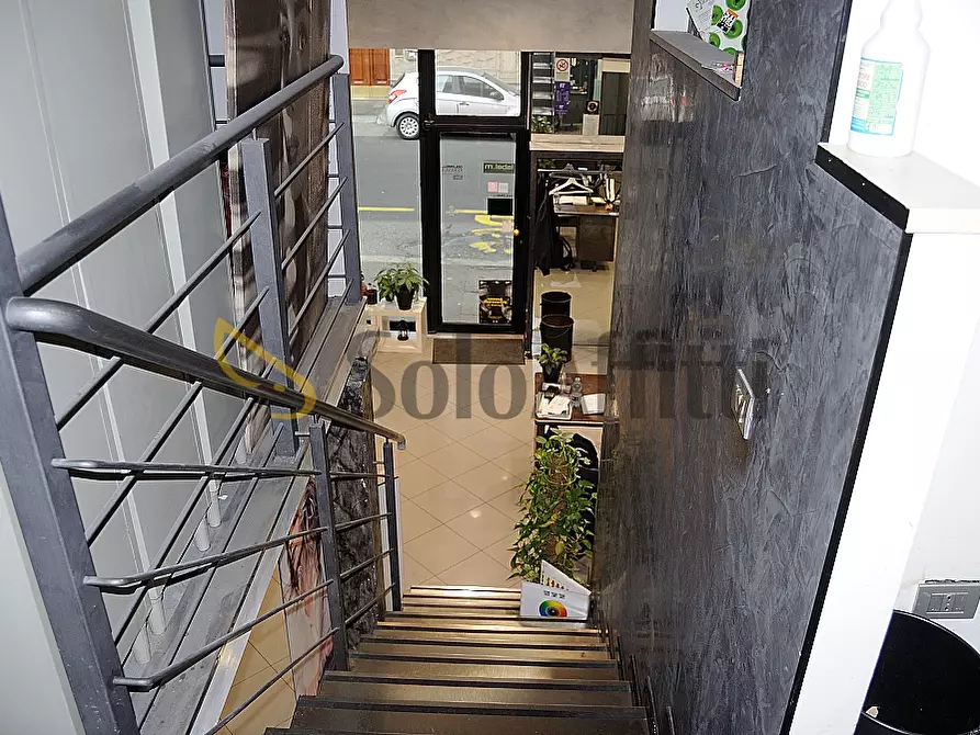 Immagine 13 di Locale commerciale in affitto  in Via Vittorio Asinari di Bernezzo 33d a Torino