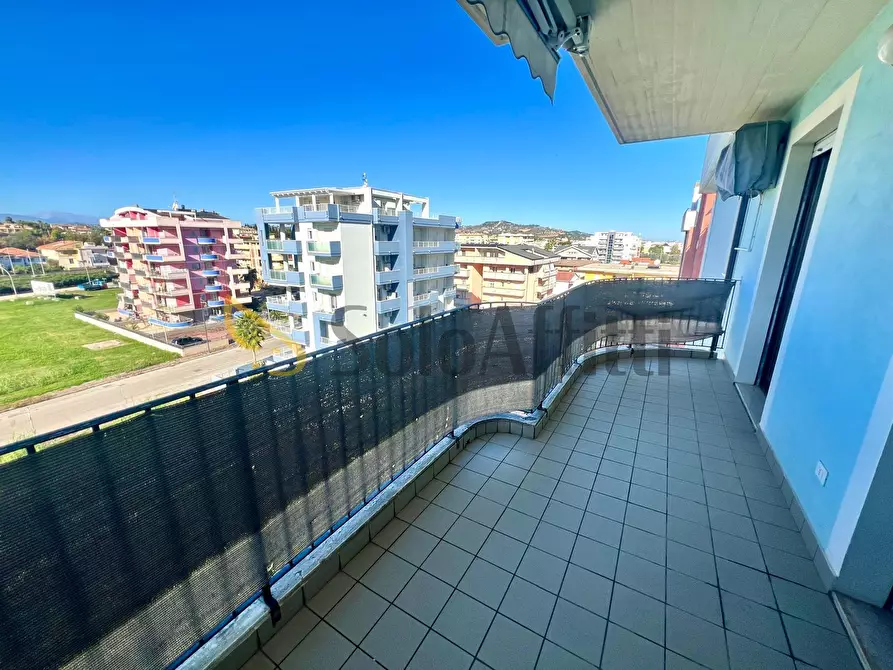 Immagine 9 di Bilocale in affitto  in Via Ercole Falò 6 a Alba Adriatica