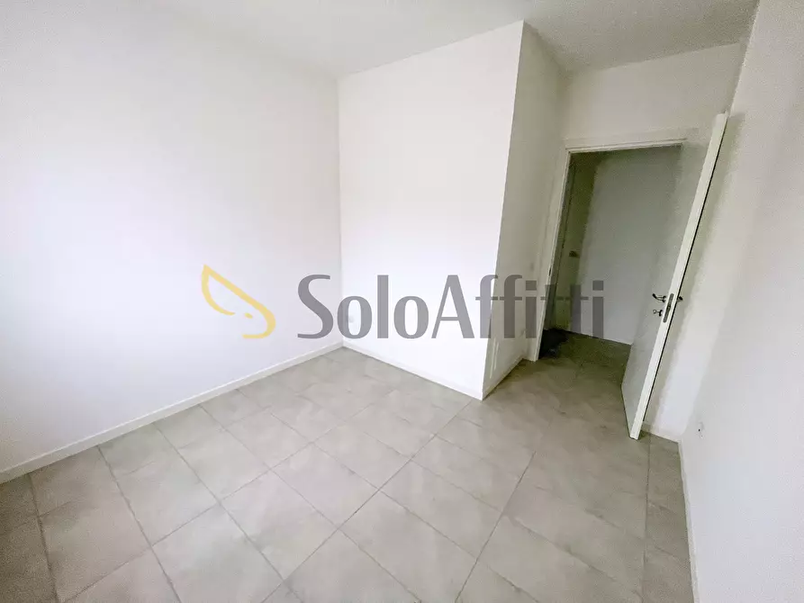 Immagine 6 di Trilocale in affitto  a Osimo