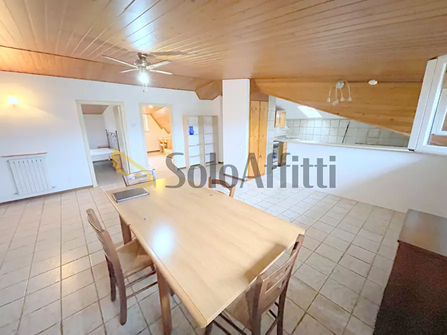 Immagine 3 di Trilocale in affitto  a Osimo