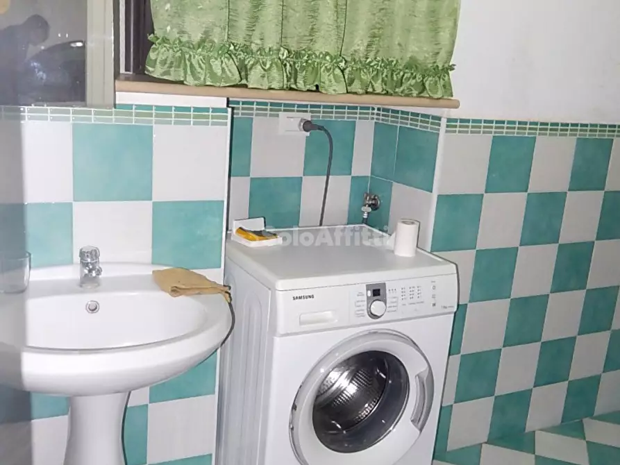 Immagine 9 di Bilocale in affitto  a Catanzaro