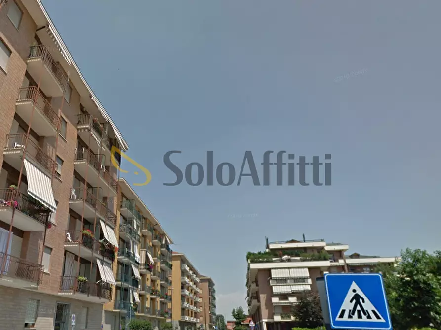 Immagine 1 di Bilocale in affitto  in Via Giacomo Leopardi a Rivalta Di Torino