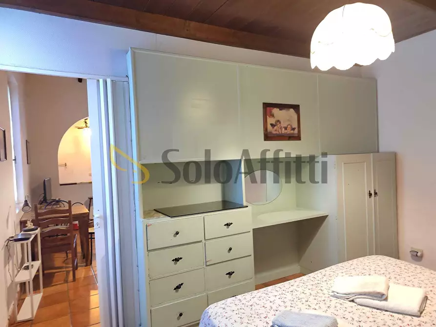 Immagine 11 di Bilocale in affitto  in Via dei Gonzaga a Roma