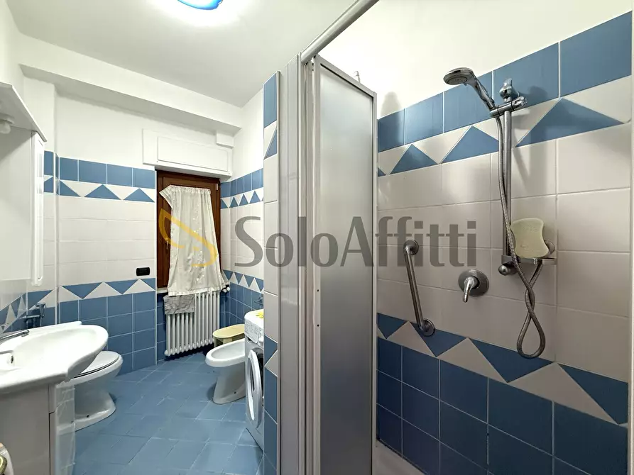 Immagine 12 di Quadrilocale in affitto  a Catanzaro