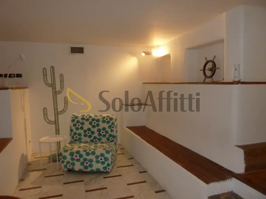 Immagine 3 di Bilocale in affitto  in Via Lamarmora 172 a San Remo