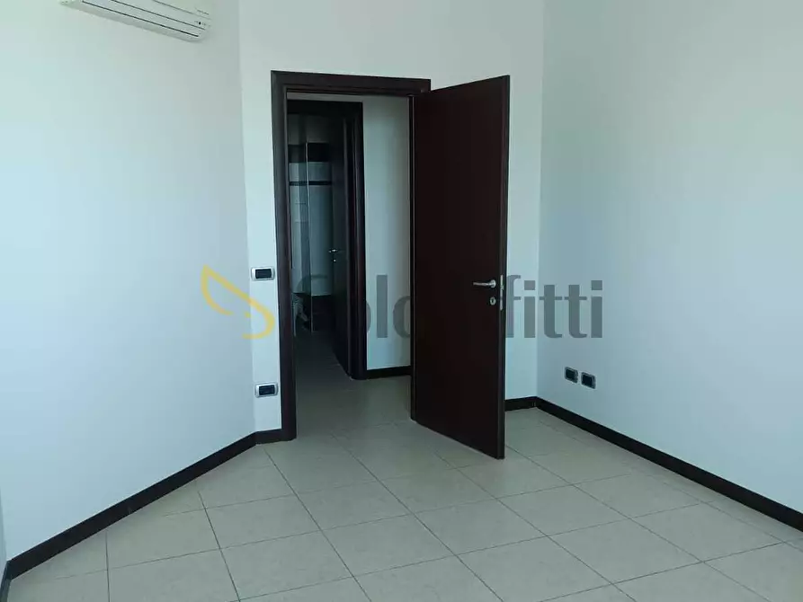 Immagine 6 di Ufficio in affitto  in Via Ufente 20 a Latina