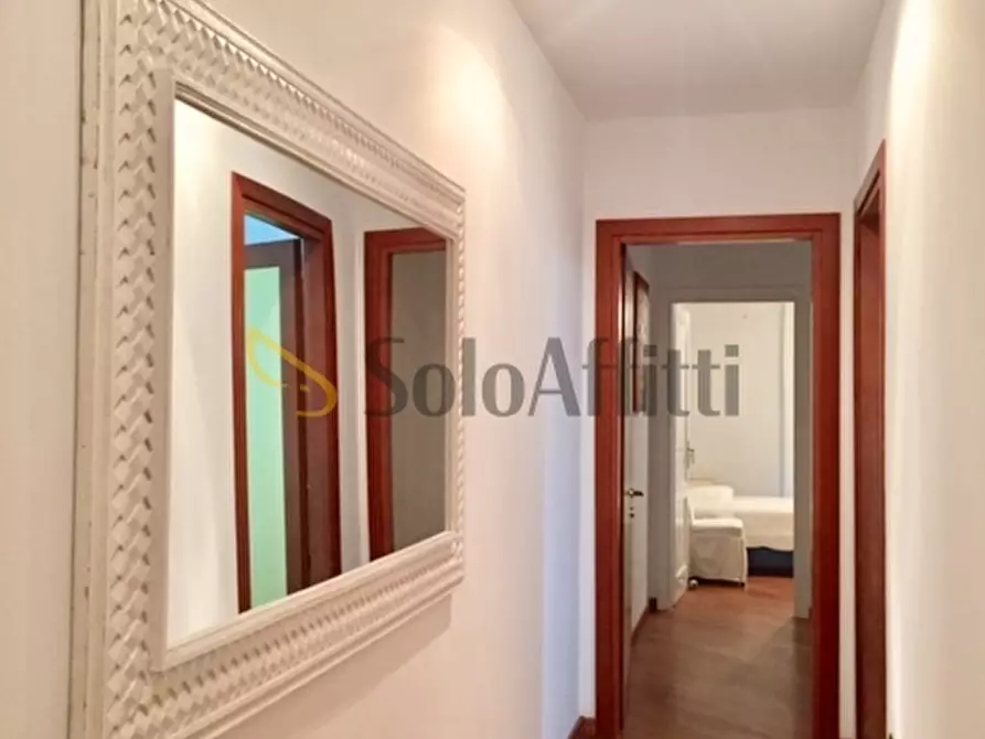 Immagine 2 di Stanza singola in affitto  a Cagliari