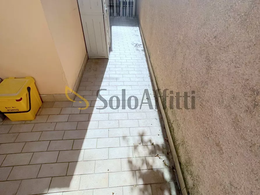 Immagine 9 di Trilocale in affitto  a Osimo