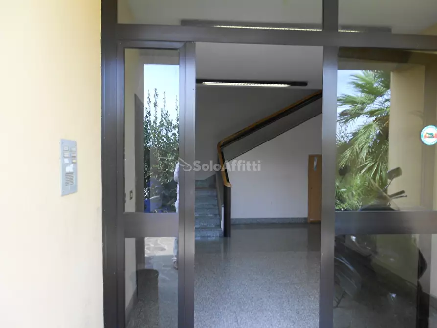 Immagine 5 di Ufficio in affitto  in Via Ivo Oliveti a Fiumicino