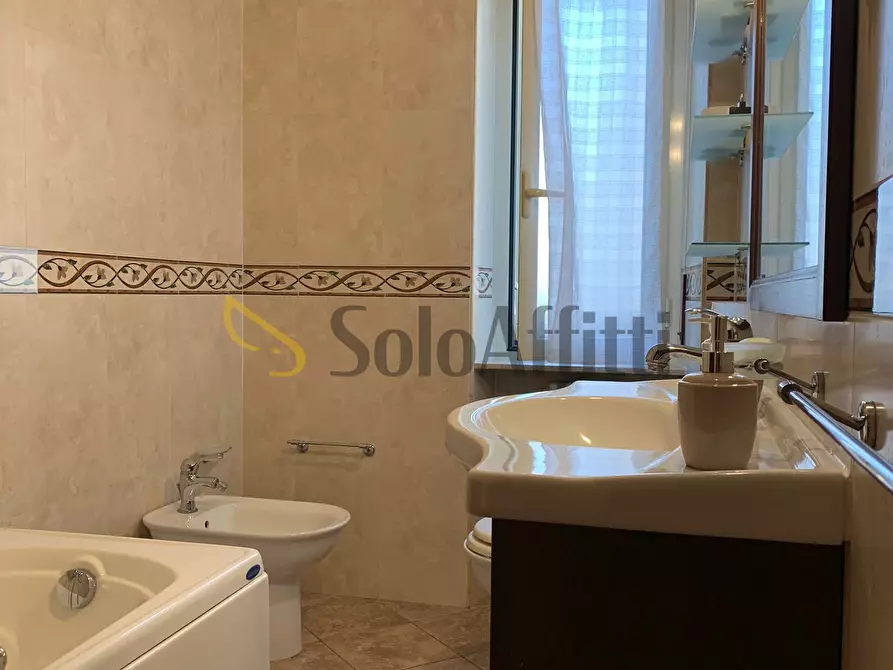 Immagine 13 di Quadrilocale in affitto  a Cagliari